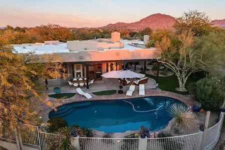 Holiday home Ultimate Vacation Retreat