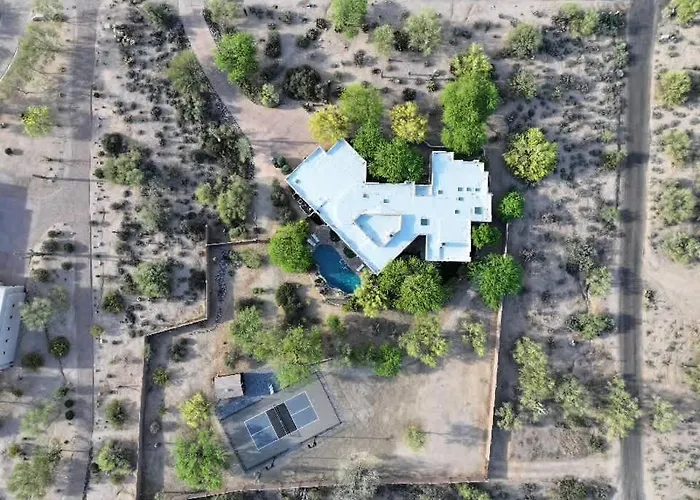 Holiday home Ultimate Vacation Retreat *